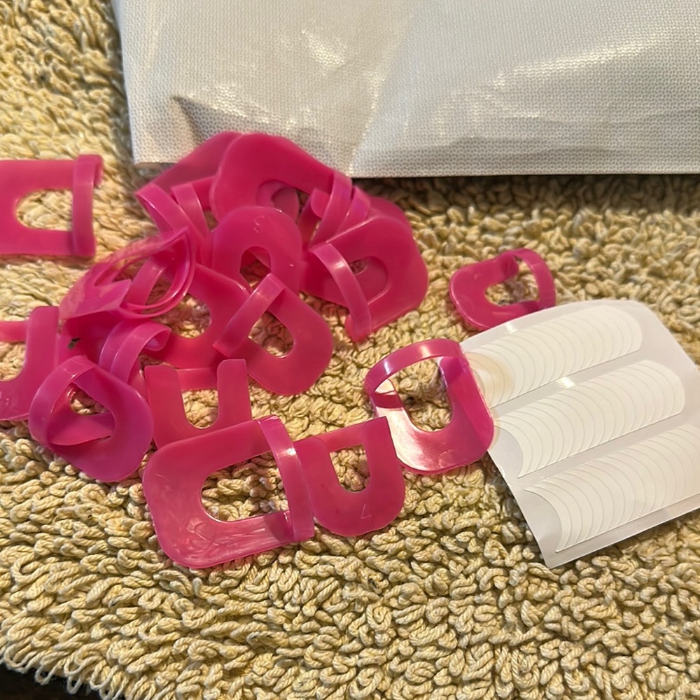 Pink Nail Polish Protector Set